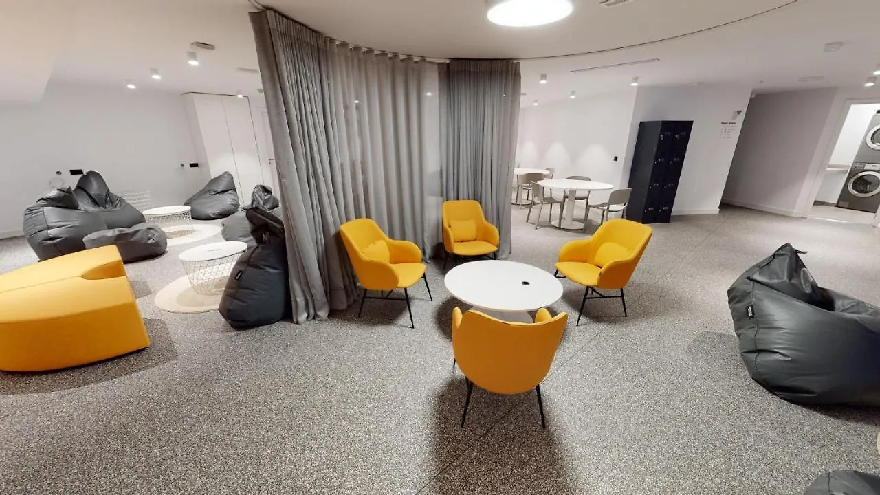 Hostel Residencia Universitaria Resa Malaga Centro